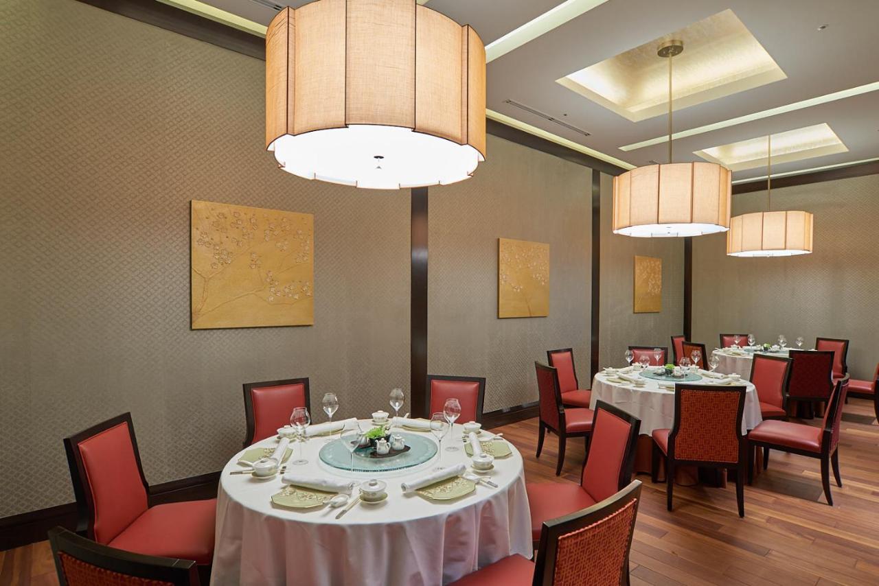The Okura Tokyo Otel Dış mekan fotoğraf The interior of the restaurant