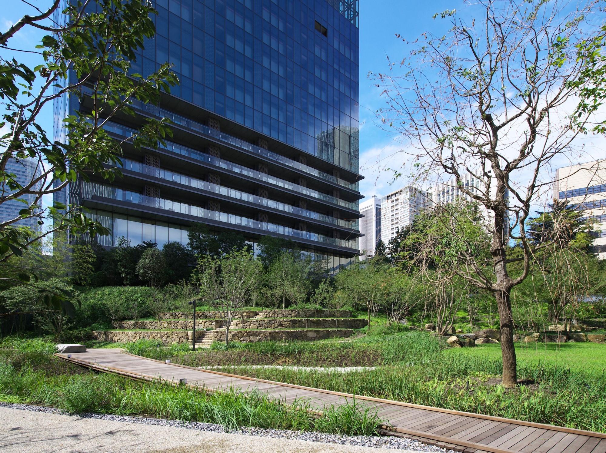 The Okura Tokyo Otel Dış mekan fotoğraf The park